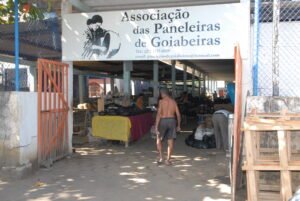 2008 - Fachada da Associação das Paneleiras de Goiabeiras - Foto Gildo Loyola - Arquivo A Gazeta